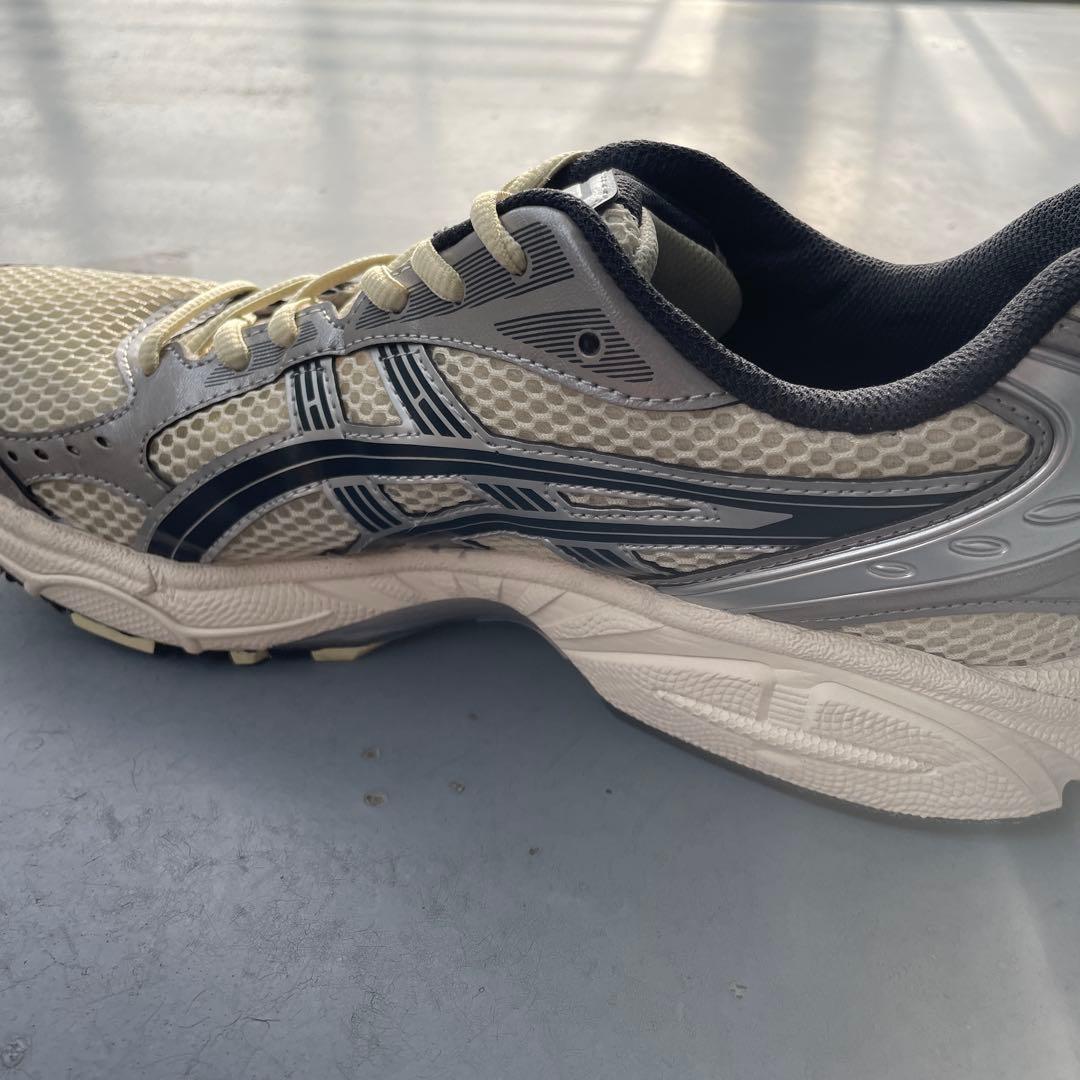 asics GEL-KAYANO 14 クリーム グレー 27.5cm