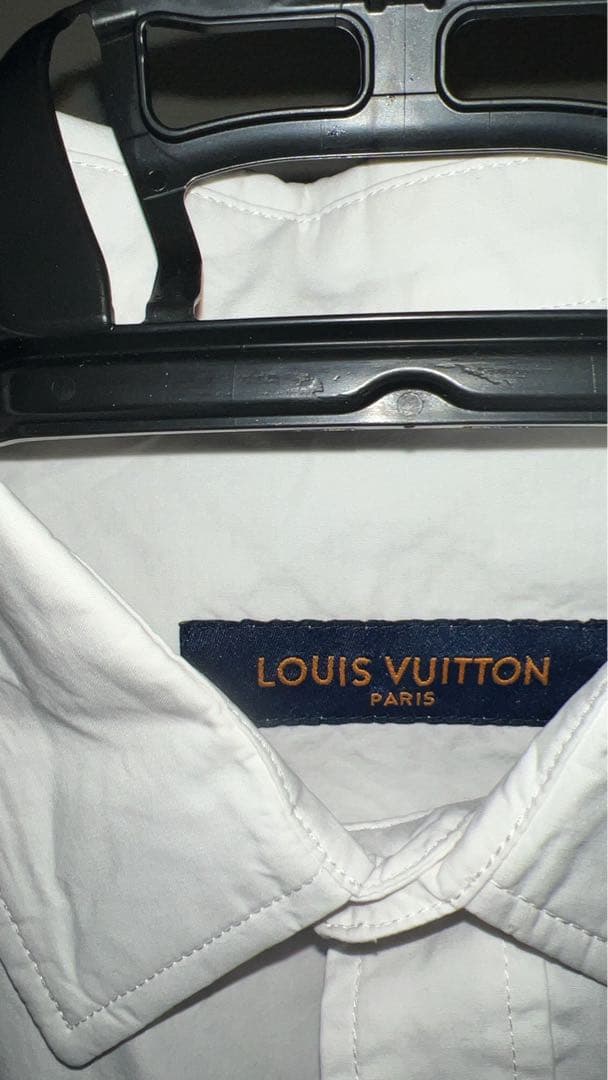 LOUIS VUITTON ホワイト長袖シャツ