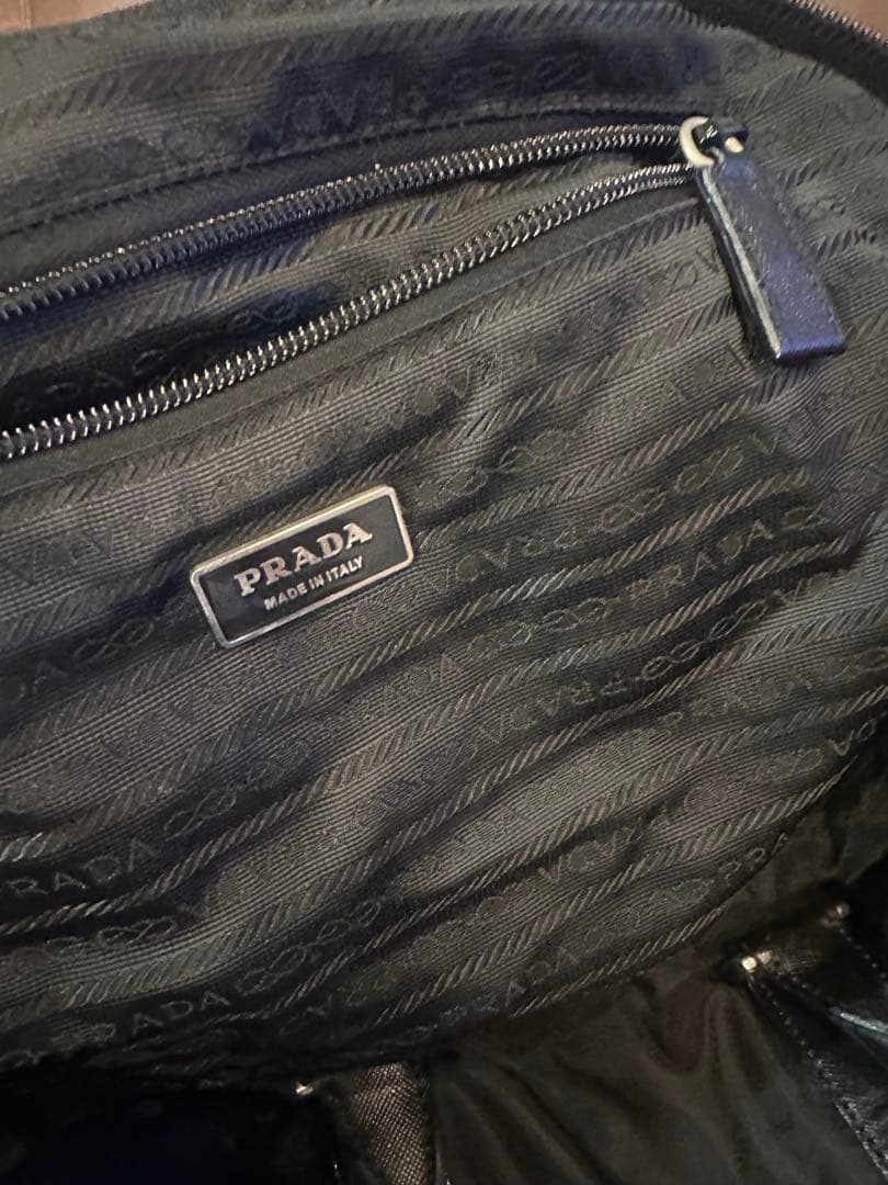訳ありPrada ボストンバッグ 黒 ナイロン　ダイヤル式南京錠