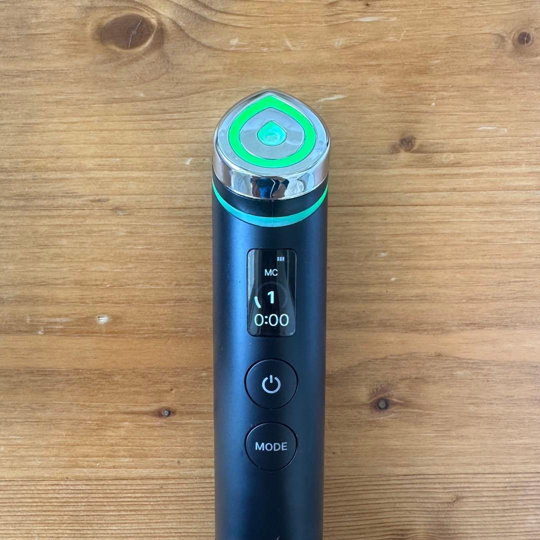 【美品】メディキューブ medicube ブースタープロ　美顔器