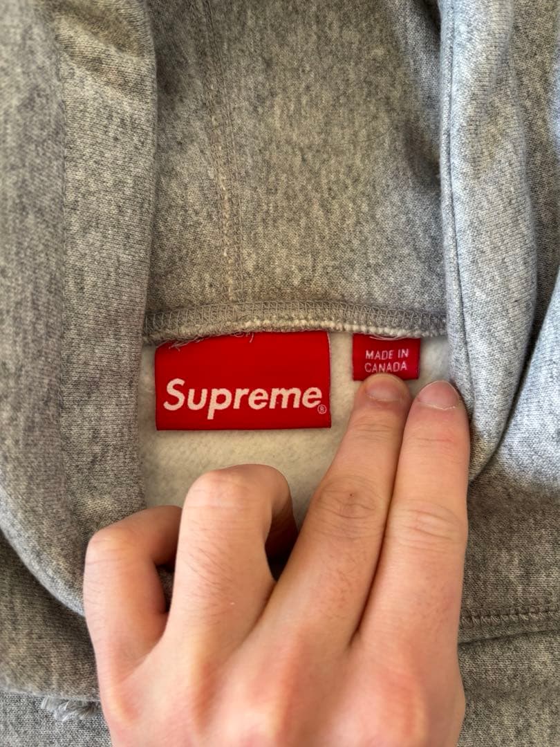 しらたまSupreme シュプリーム パーカー クロスボックスロゴ