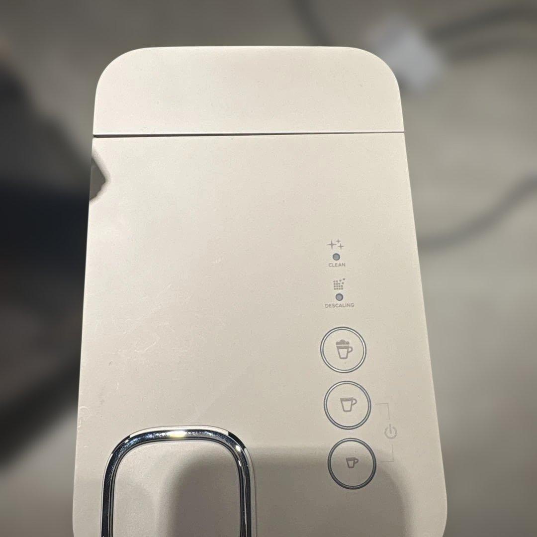 Nespresso Lattissima One ホワイト