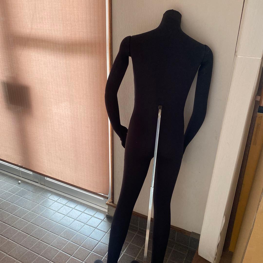 マネキン　黒