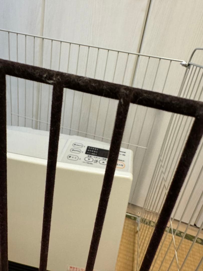 リンナイ　ガスファンヒーター　柵付き
