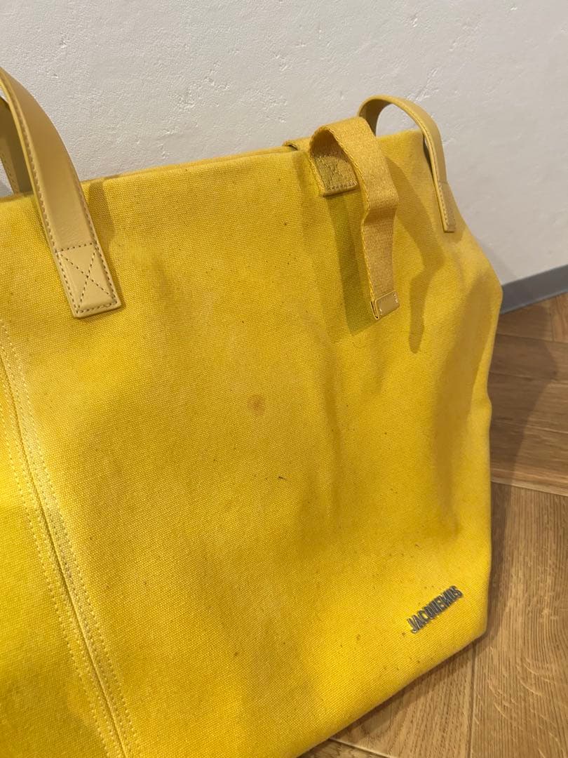 Jacquemus イエロー トラベルバッグ