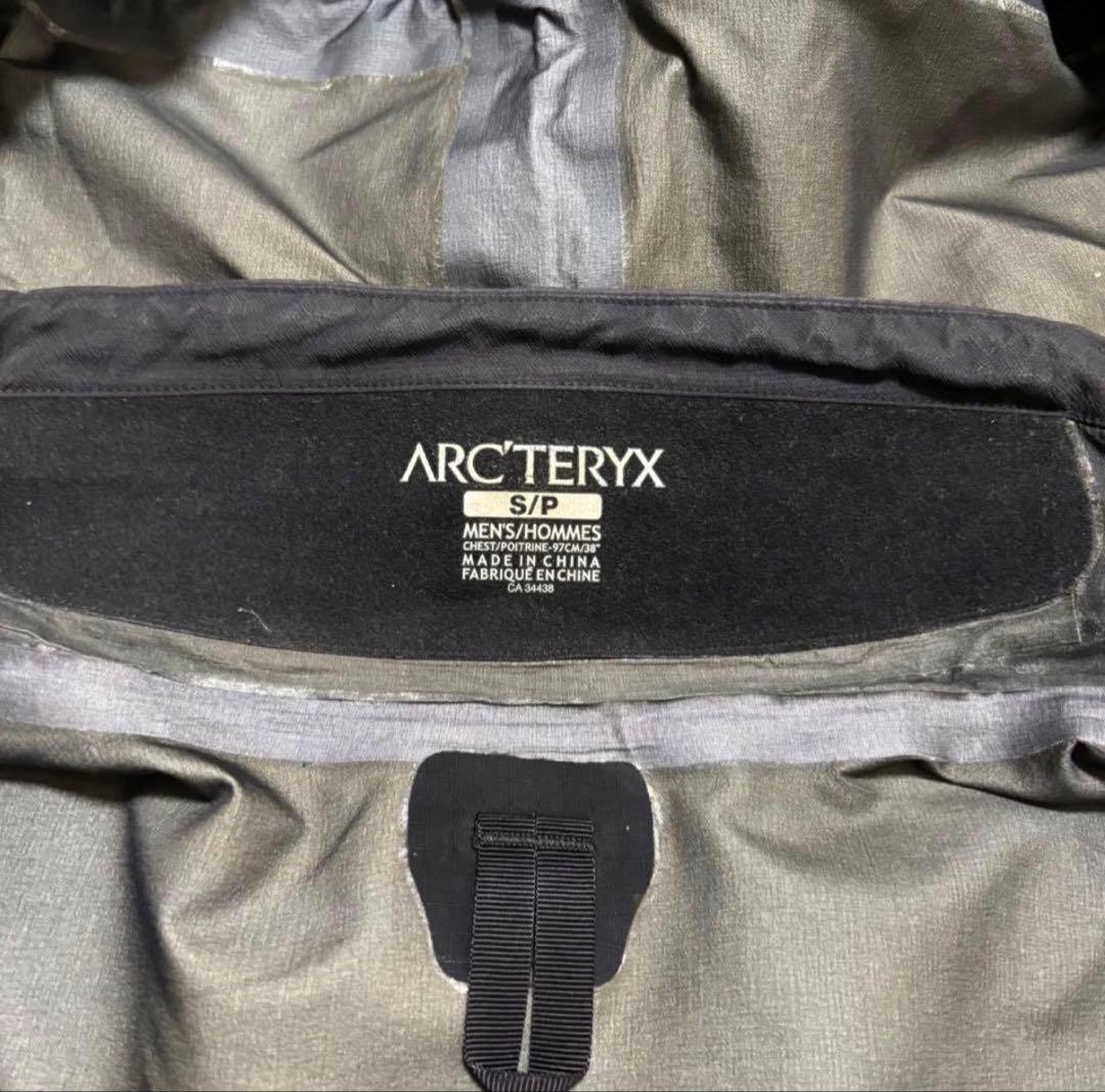 ジャケット・アウター ARC'TERYX GORE-TEX BETA AR