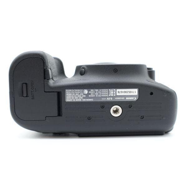 ショット数8,731！■ほぼ新品■ CANONEOS 6D Mark II