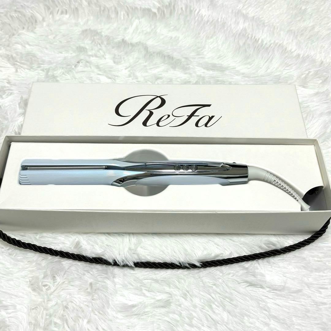 【新品同様】 リファ ストレートアイロン プロ RE-AT ホワイト 水色