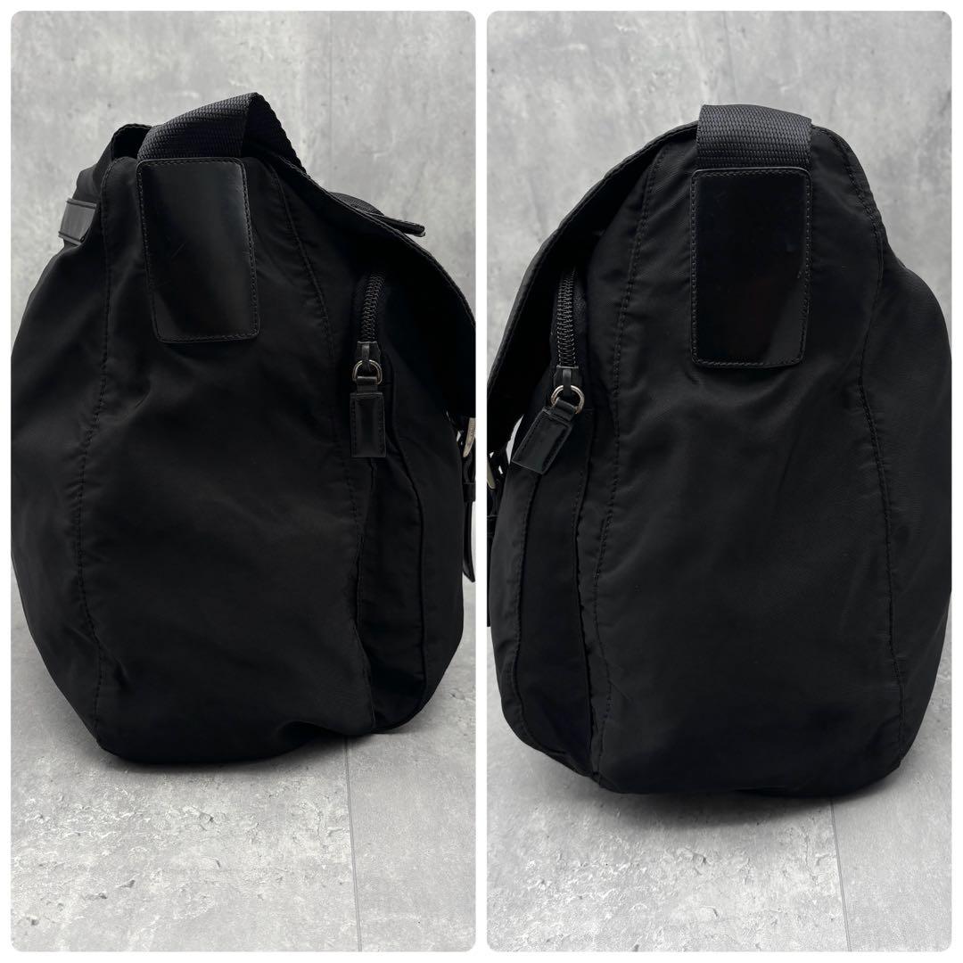 プラダ　メッセンジャーバッグ　三角ロゴ　ナイロン　ブラック　白タグ　ショルダー