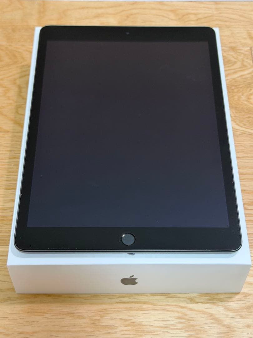 iPad 第9世代 64GB スペースグレイバッテリー98% ケース付き