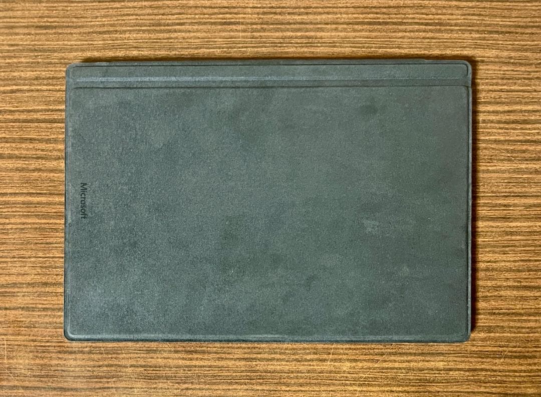 高解像度、高性能、Surface Pro 4、4GB、128GB NVMe