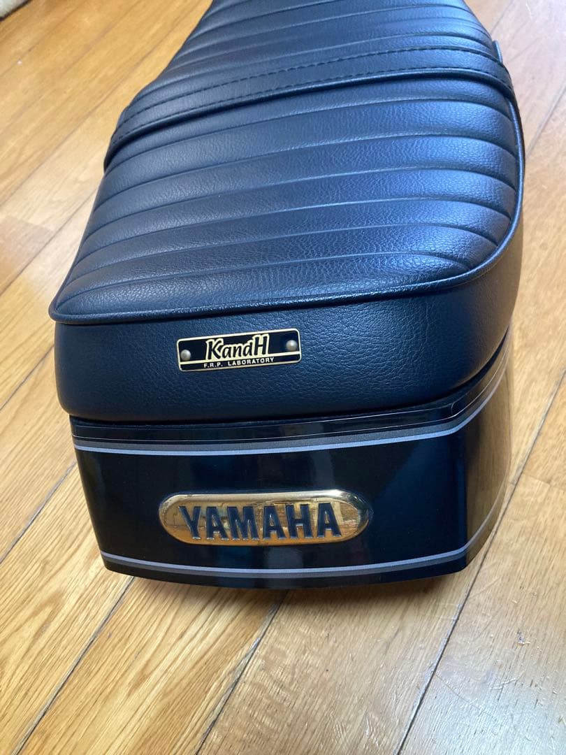 SR400キャブ車用　K &Hシート