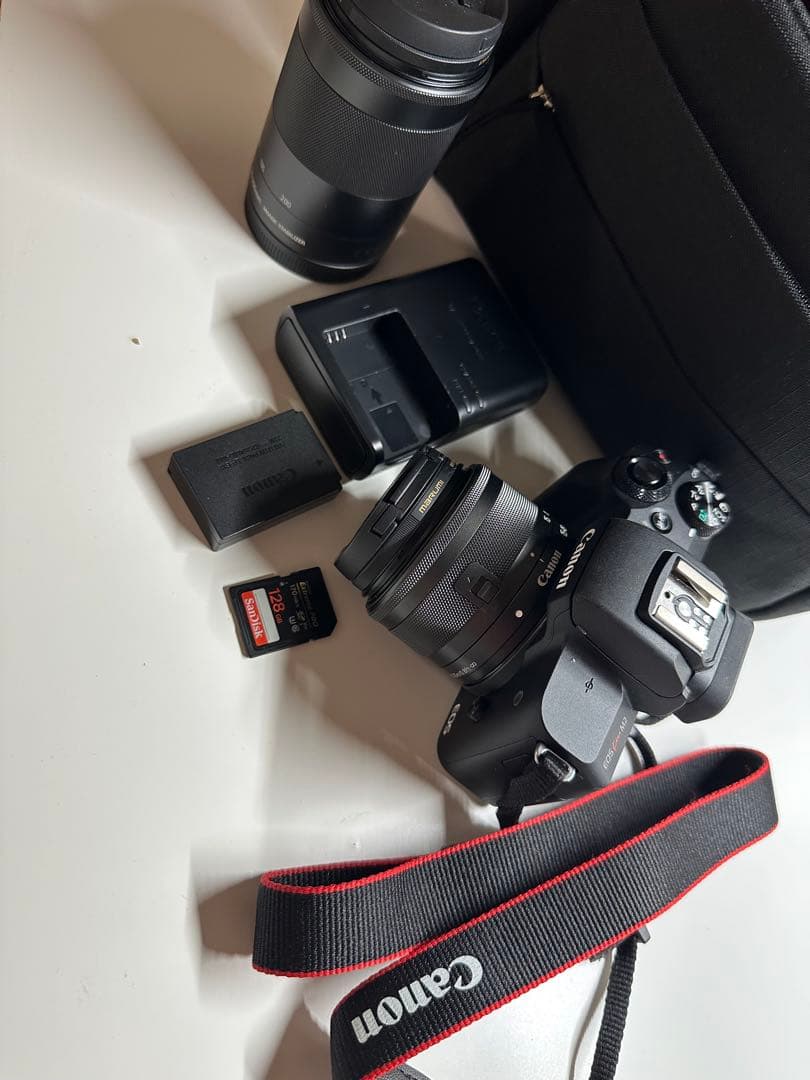 Canon EOS Kiss M2 ダブルレンズキット