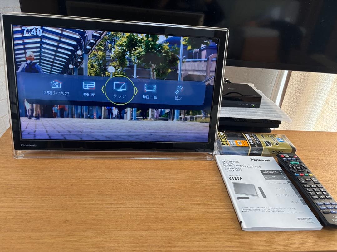 Panasonic ポータブル プライベートビエラUN-19F7 2017年製