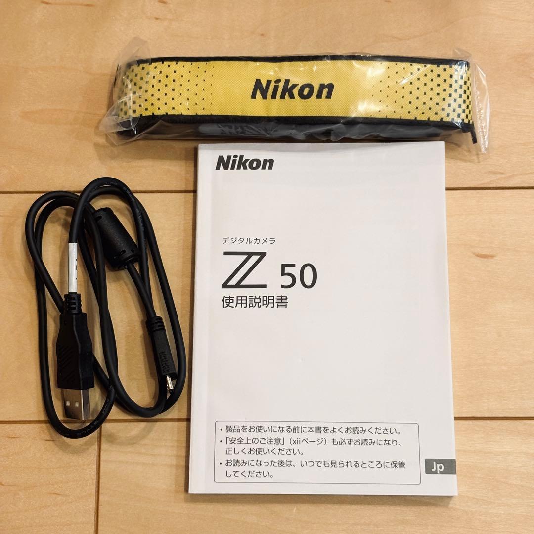 Nikon Z 50 ミラーレスカメラ DXレンズ バッテリー3個付き