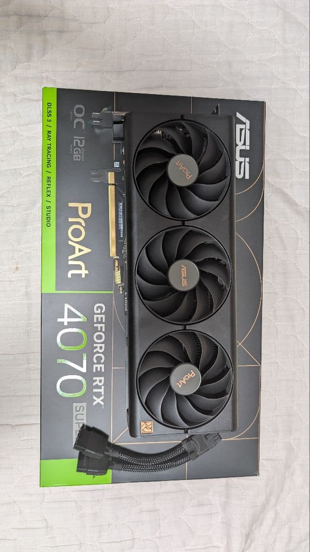 グラフィックボード・グラボ・ビデオカード ASUS ProArt RTX 4070 Super OC 12GB