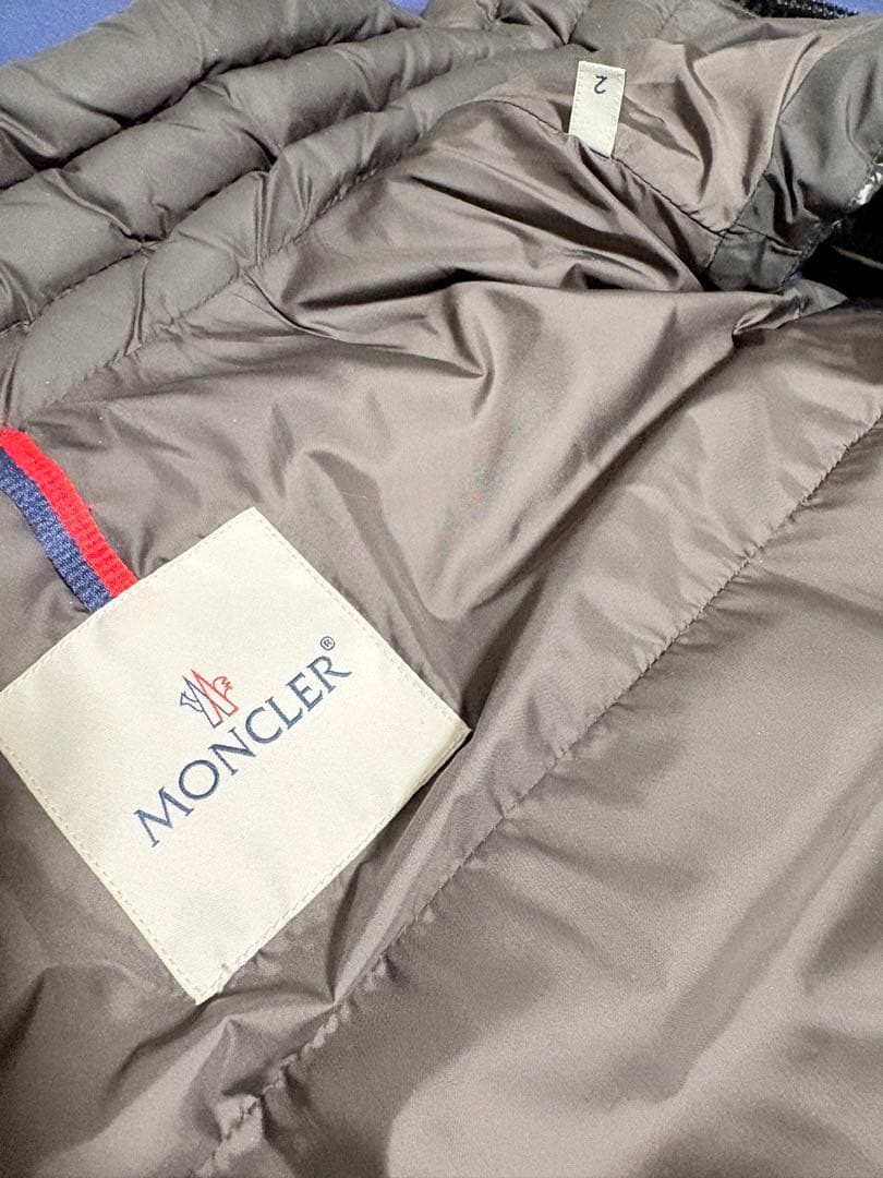 モンクレール ダウンベストDUPRES サイズ2 ブラック