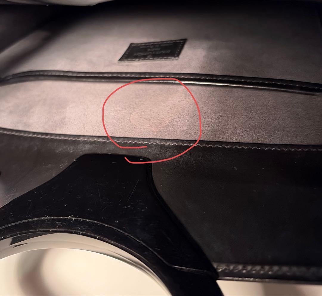 ルイヴィトン【LOUIS VUITTON】ヴィトン エピ　オンブル　ノワール