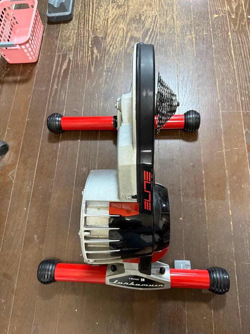 ELITE Turbo Muin トレーニングローラー