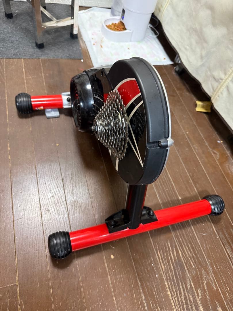 ELITE Turbo Muin トレーニングローラー