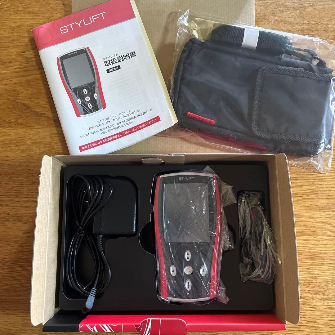 スタイリフト STYLIFT (伊藤超短波 家庭用 EMSマシン)
