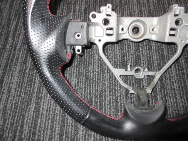 REAL 赤ステッチ ガングリップ エブリイ ハスラー ワゴンR スペーシア 等