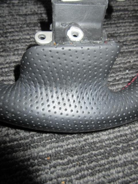 REAL 赤ステッチ ガングリップ エブリイ ハスラー ワゴンR スペーシア 等