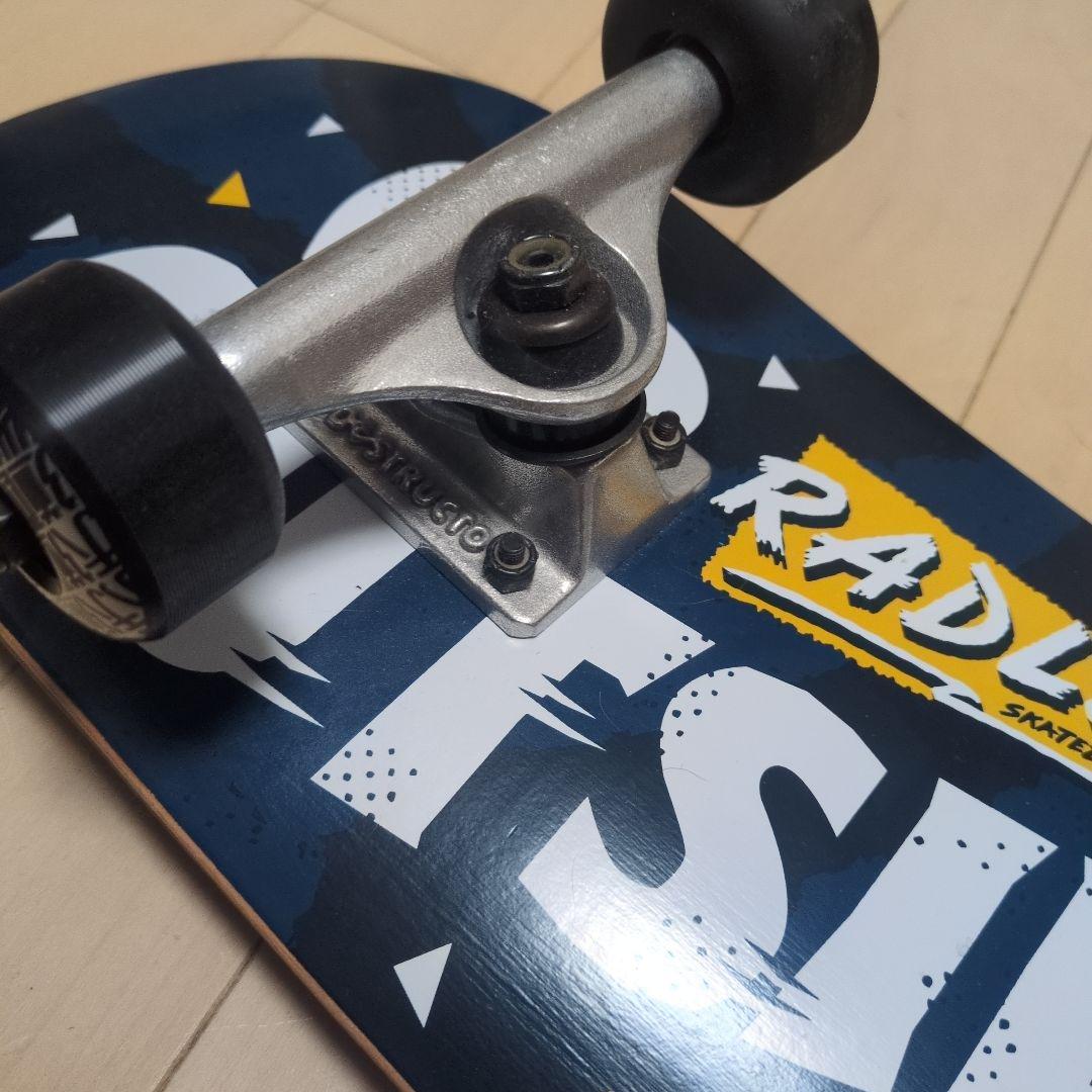 DBH×DESTRUCTO コンプリートスケートボード 未使用 7.25 キッズ