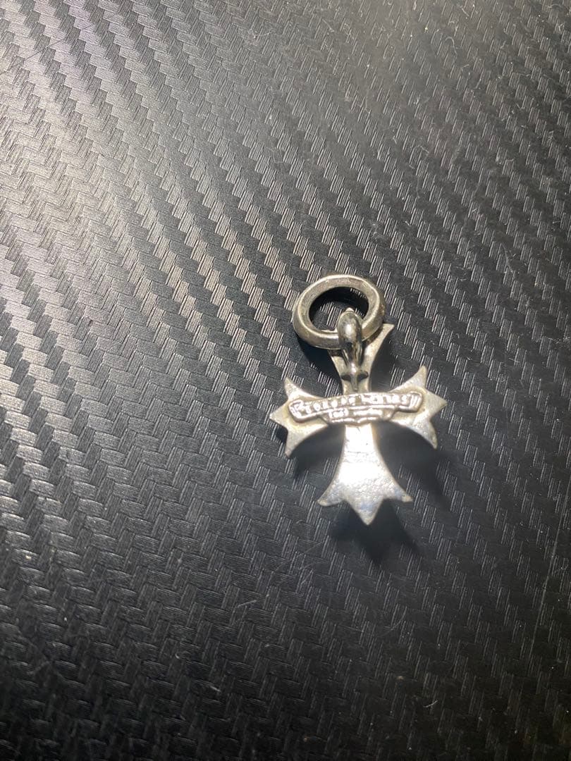 シルバー フラワークロスペンダントクロムハーツ