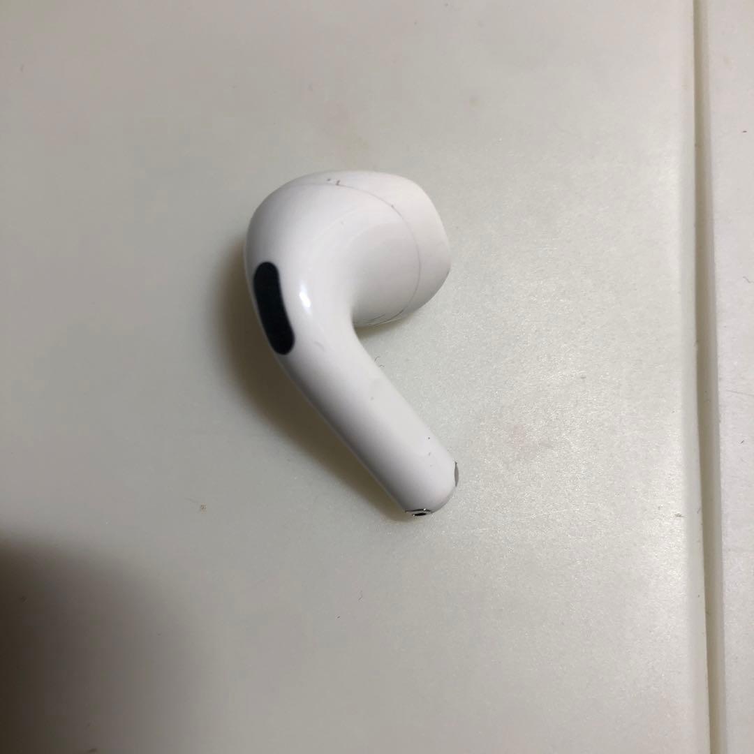 Apple AirPods 第4世代　ANC 右耳　右側　右