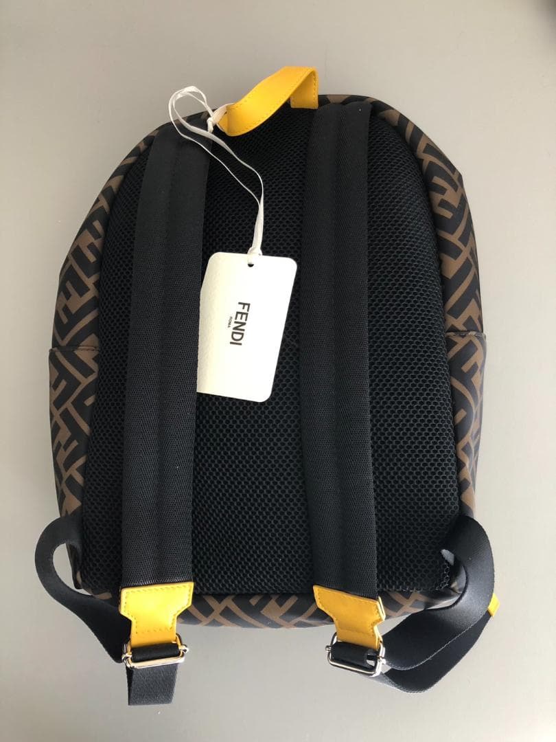 FENDI♡ZZucca柄FFリュックサック♡