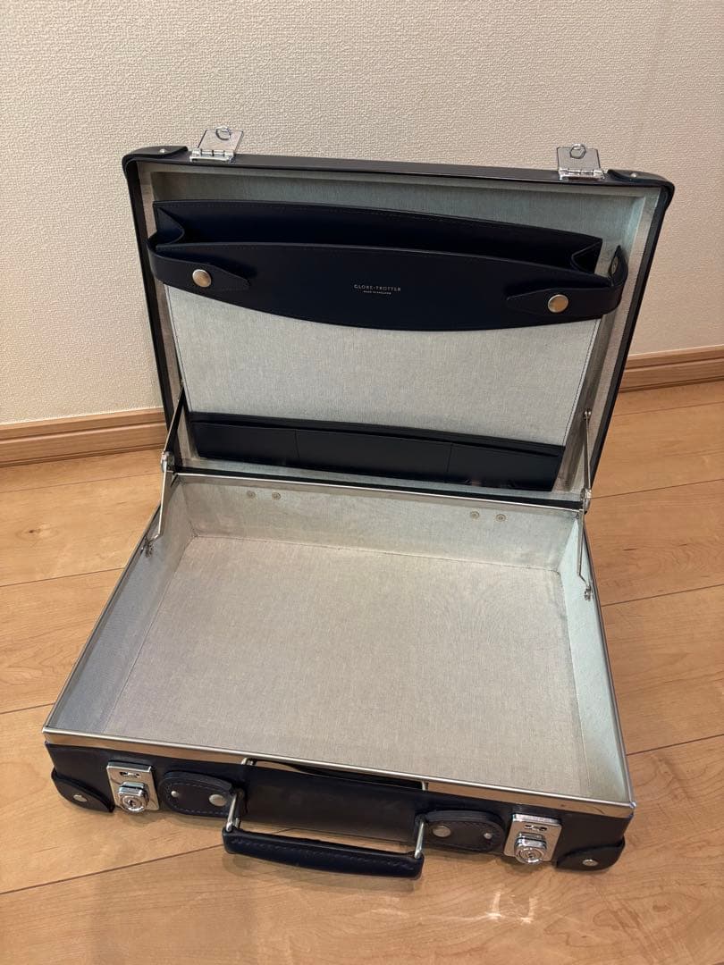 GLOBE TROTTER グローブトロッターアタッシェアタッシュケース未使用