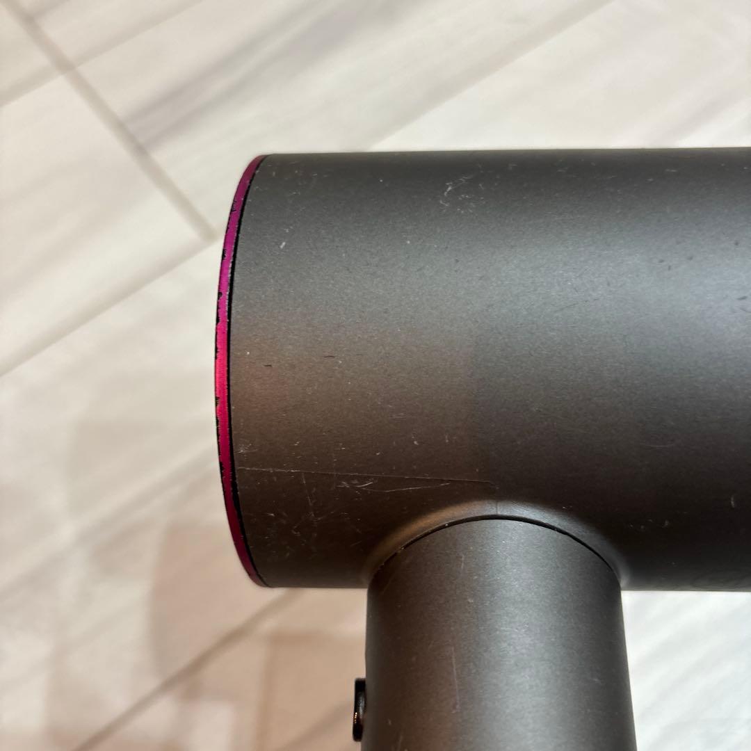 ダイソン　ヘアドライヤー　HD01