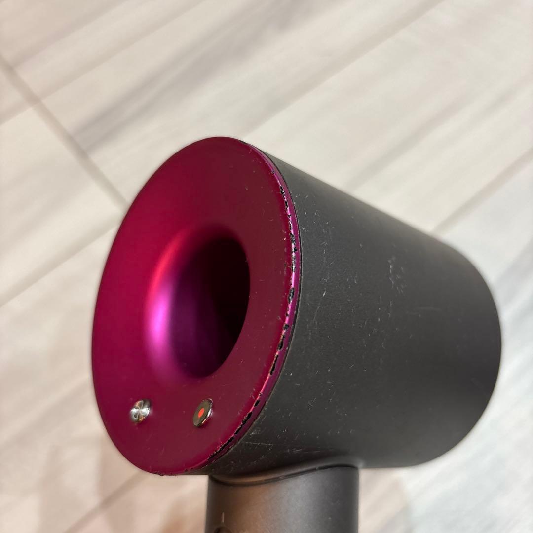 ダイソン　ヘアドライヤー　HD01