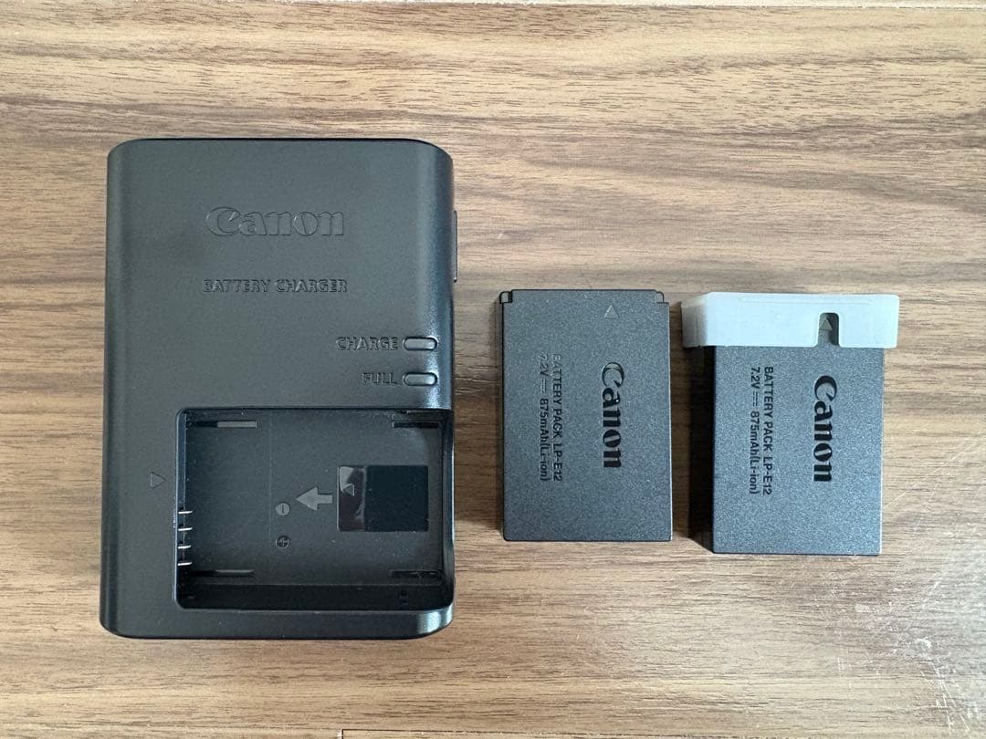 k*u様 Canon EOS Kiss M レンズキット