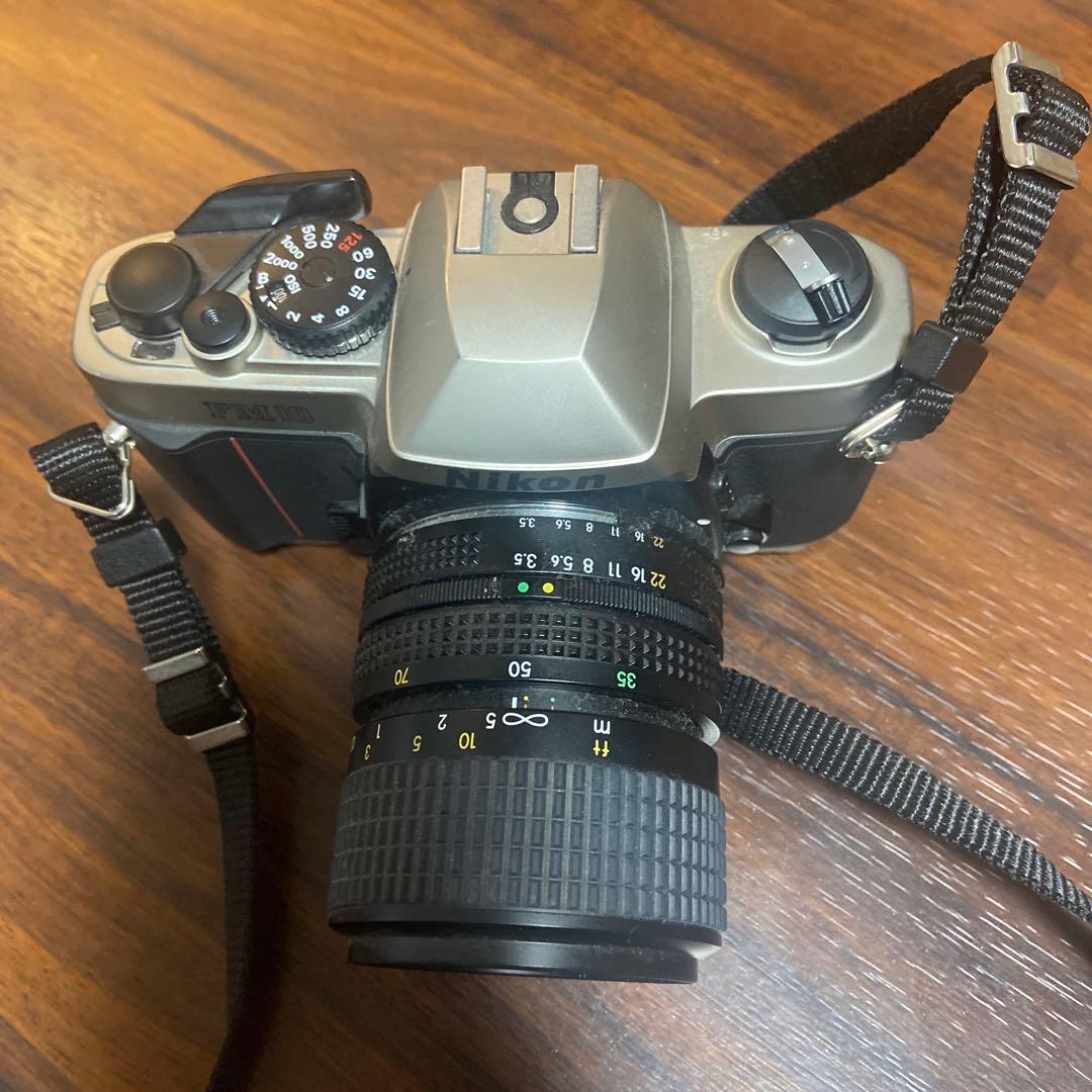 Nikon ニコン FM10 & Zoom-NIKKOR 35-70mm