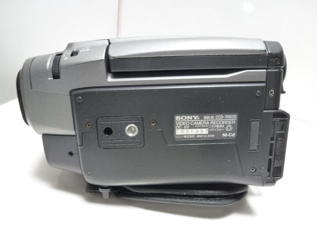 希少　動作品　SONY ソニービデオカメラ　 CCD-TRV20　Video8