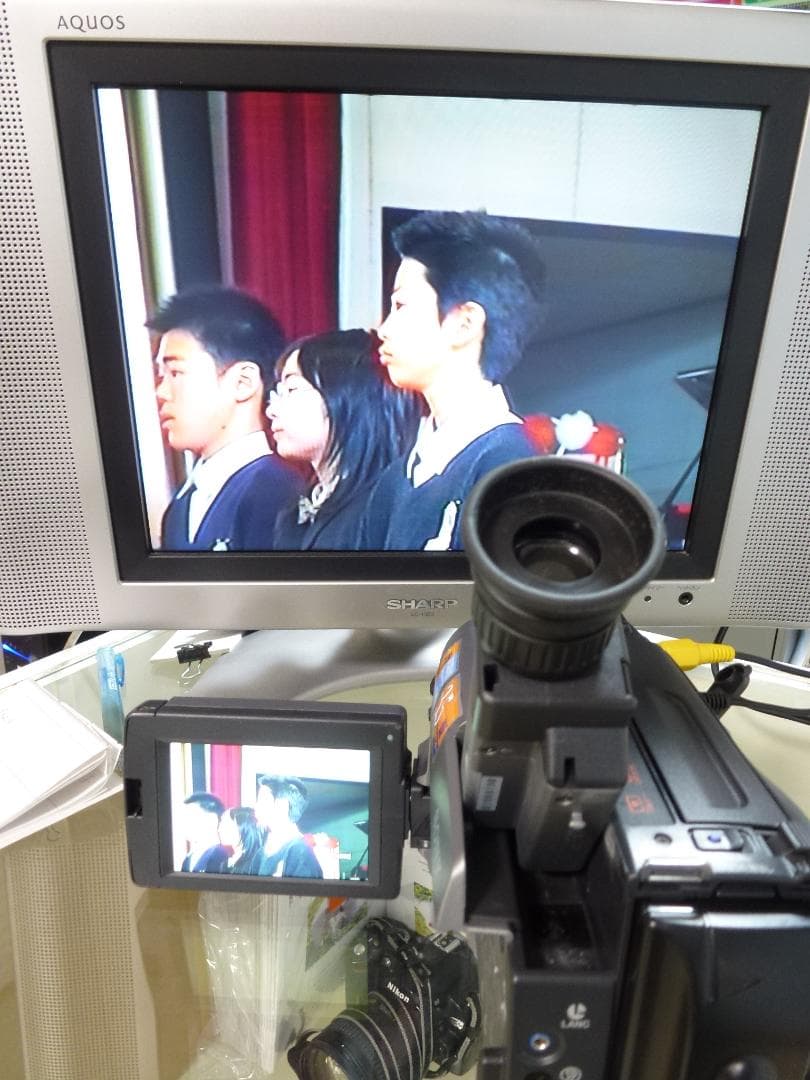 希少　動作品　SONY ソニービデオカメラ　 CCD-TRV20　Video8