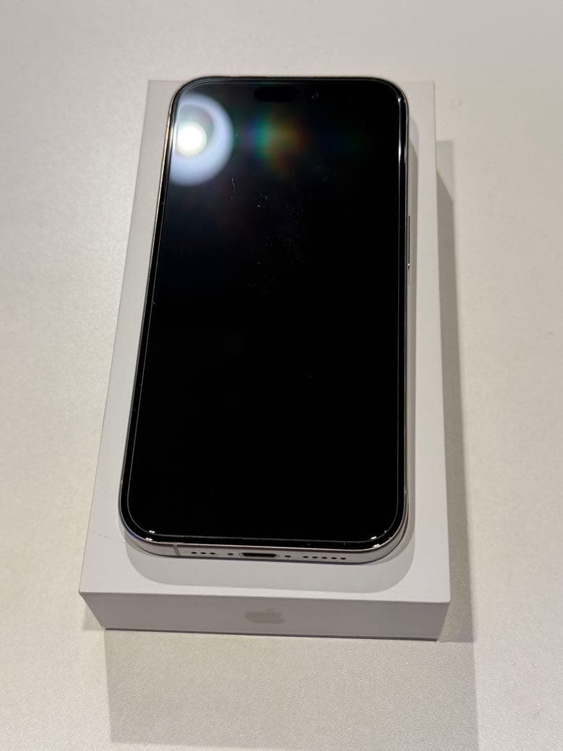【美品】iPhone 15 Pro ホワイトチタニウム 128GB SIMフリー