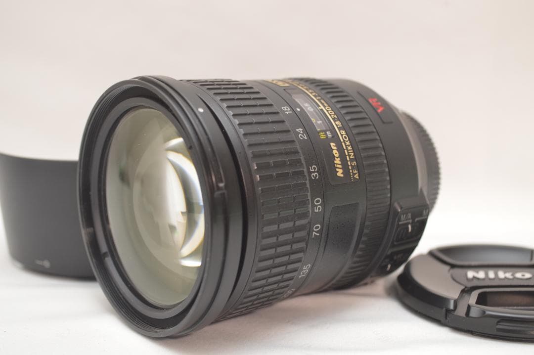 ✨美品✨ Nikon AF-S 18-200mm F3.5-5.6 G VR
