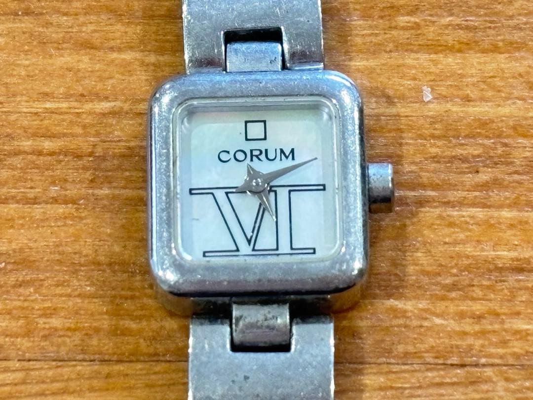 CORUM 腕時計
