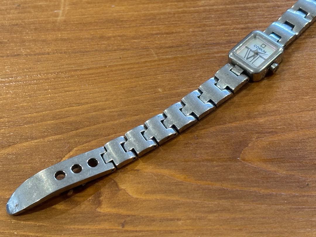 CORUM 腕時計