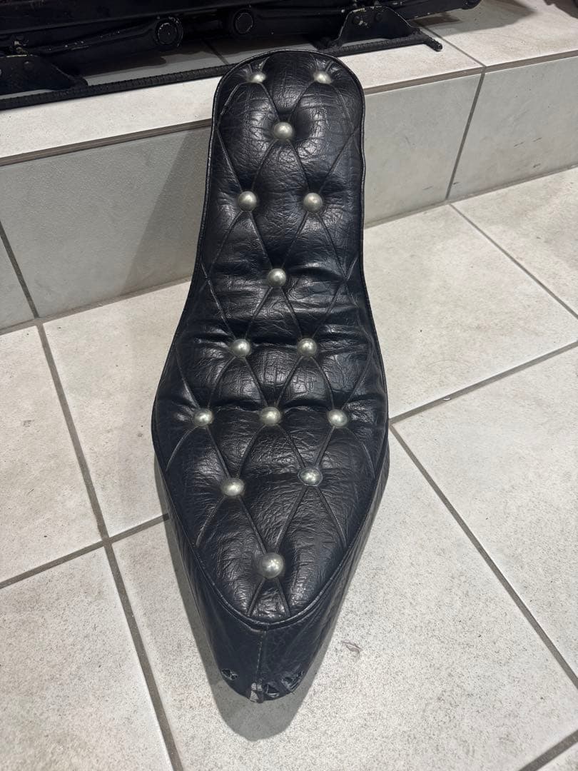 70s NOS ジュリアーリ ハードテール コブラシート ダイヤステッチ