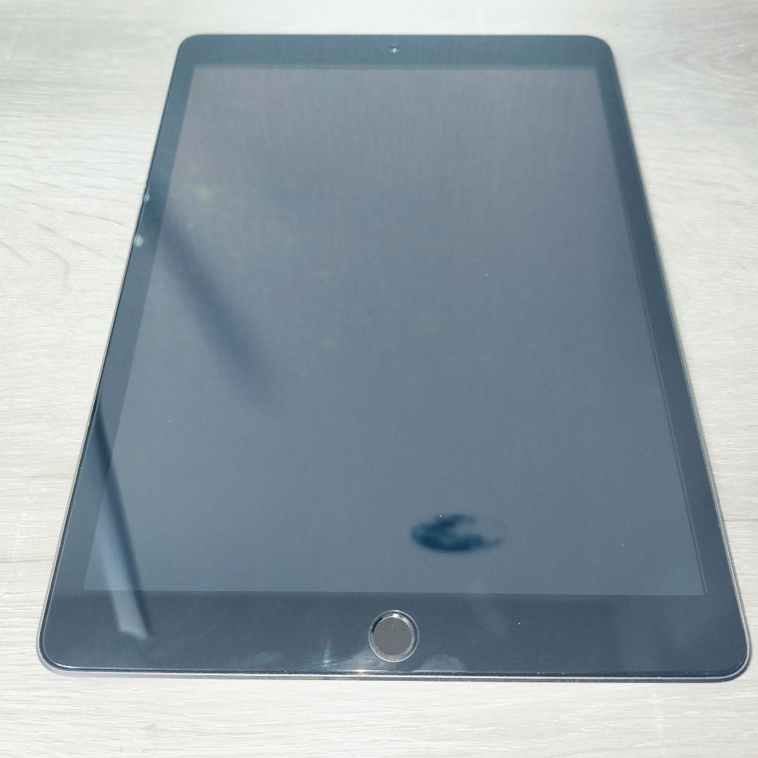 iPad 第8世代 128GB スペースグレー 本体 カバー キーボード 付き
