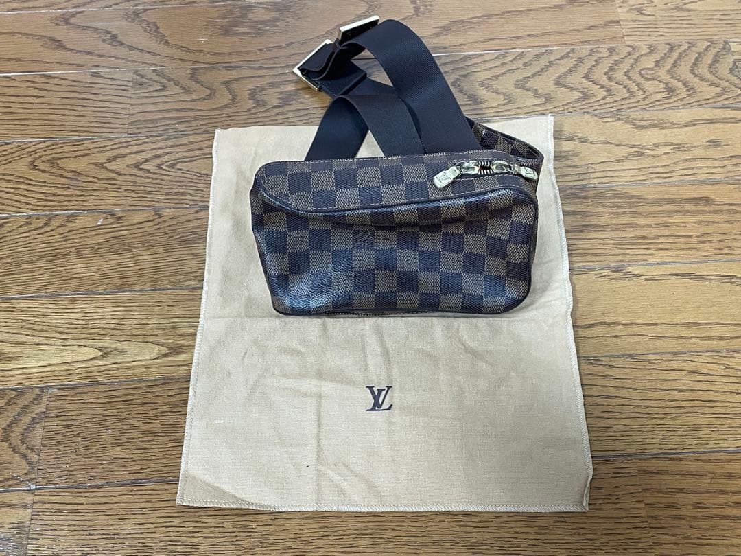 Louis Vuitton ダミエ ボディバッグ