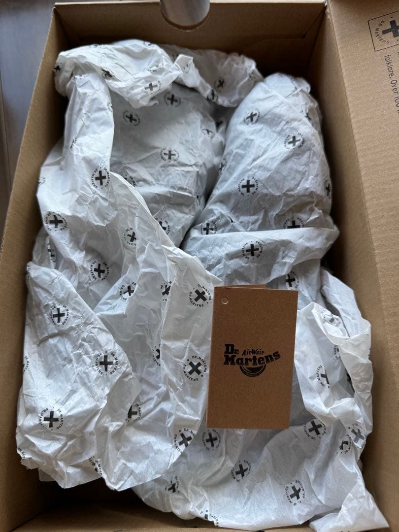 靴 Dr. MARTENS ADRIAN SNAFFLE LOAFER