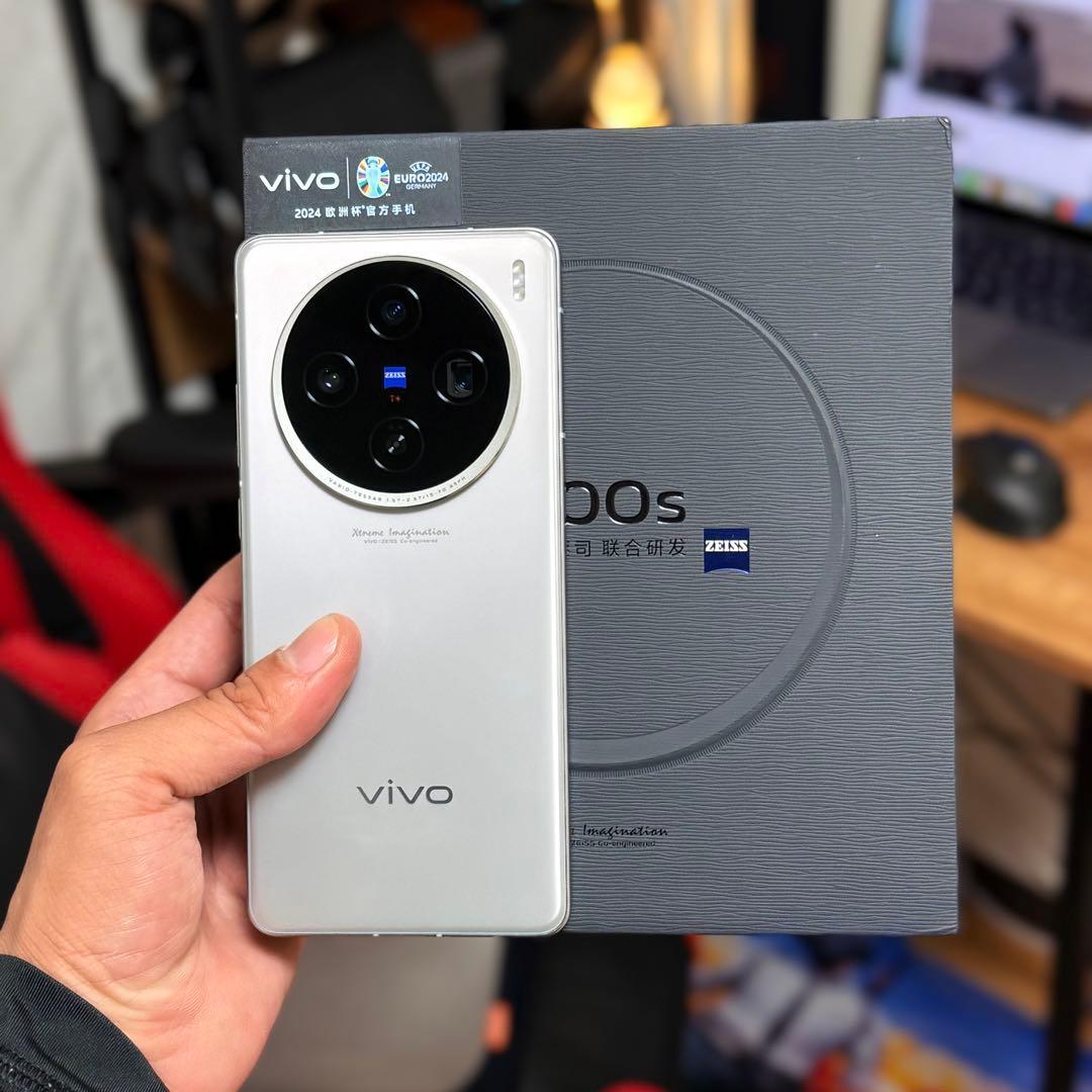 【美品】vivo X100s チタニウム 256GB