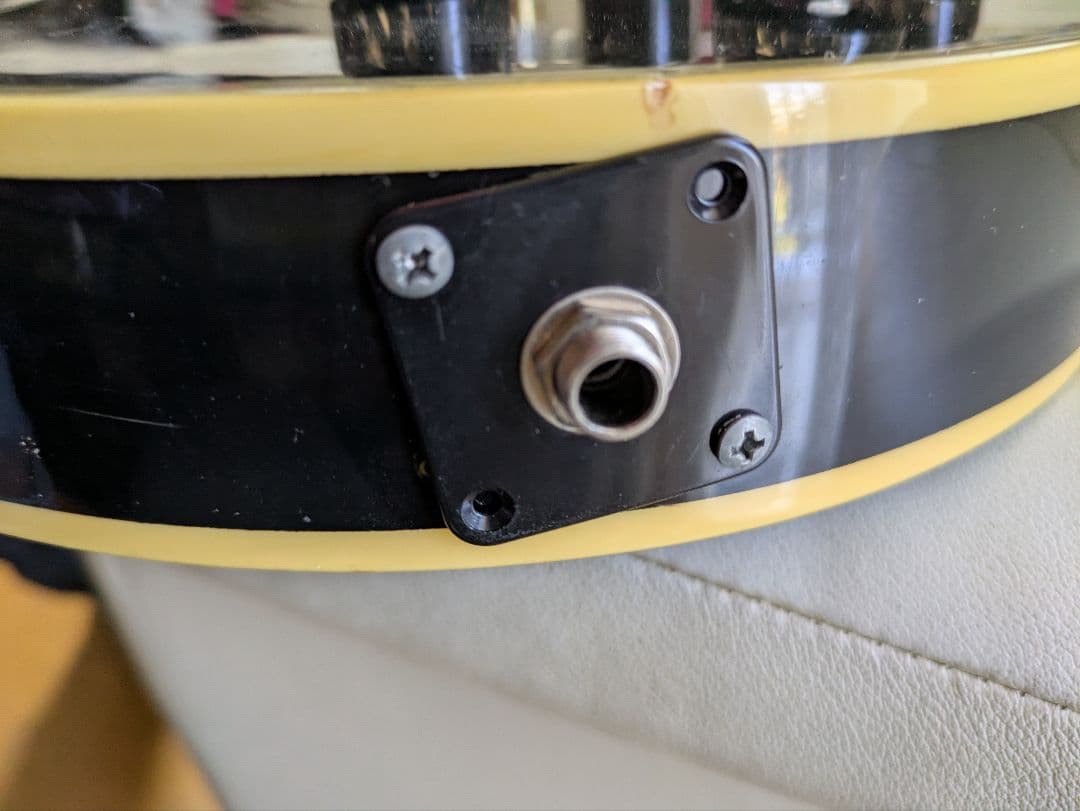 Legend レスポールタイプ　 ブラックEpiphoneプロバッカー搭載♫