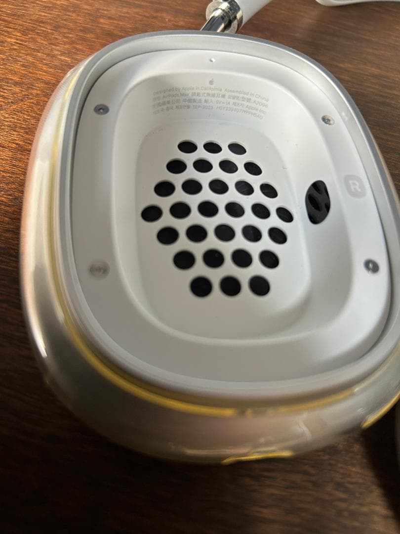 【美品】AirPods Max ヘッドホン　シルバー 正規品　カバー付き