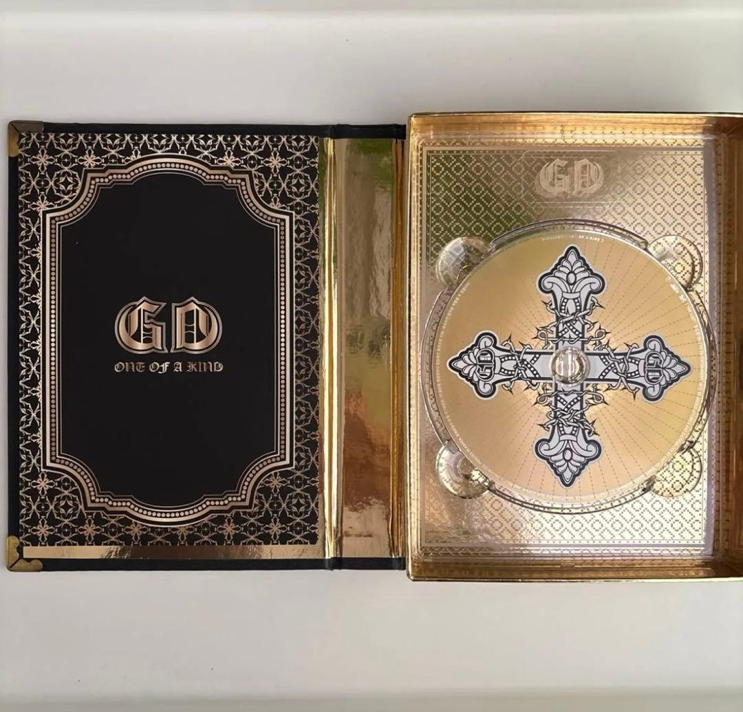 G-DRAGON ONE OF A KIND（ゴールド ブロンズVer.）